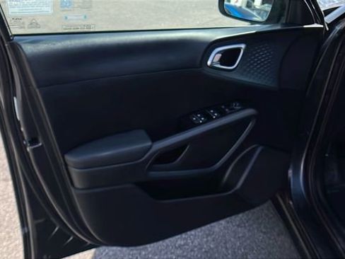Used 2023 Kia Soul EX FWD image 14