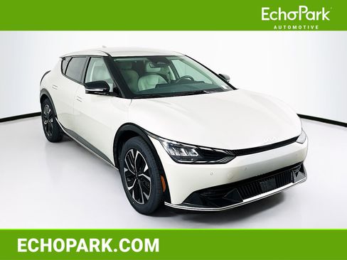 Used 2023 Kia EV6 Wind RWD image 1