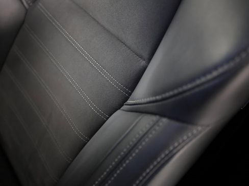 Used 2024 Mitsubishi Outlander SE image 34