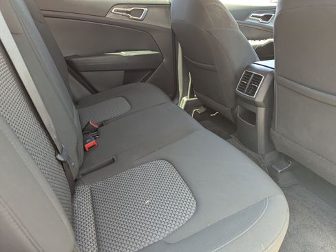 Certified 2024 Kia Sportage LX image 11