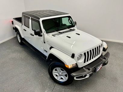 Used 2022 Jeep Gladiator Sport