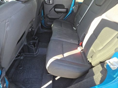Used 2020 Jeep Wrangler Unlimited Sport image 13