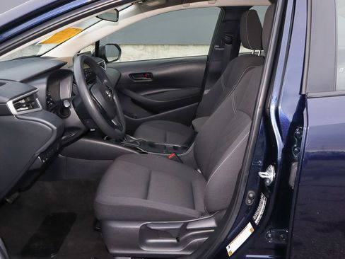 Used 2023 Toyota Corolla LE image 7