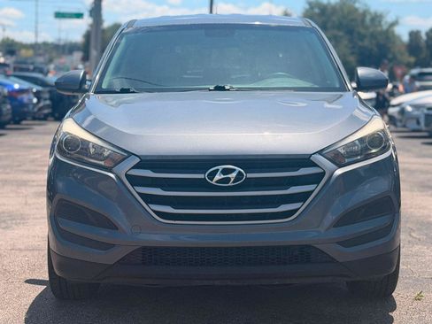 Used 2017 Hyundai Tucson SE FWD image 3