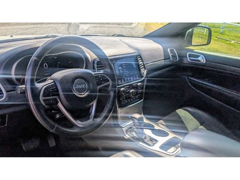 Used 2019 Jeep Grand Cherokee Altitude image 19