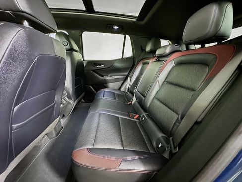 Used 2025 Chevrolet Equinox RS w/ Safety and Technology Package FWD image 4