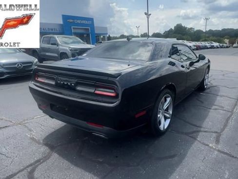 Used 2015 Dodge Challenger SXT w/ Super Sport Group (SS/T) RWD image 8