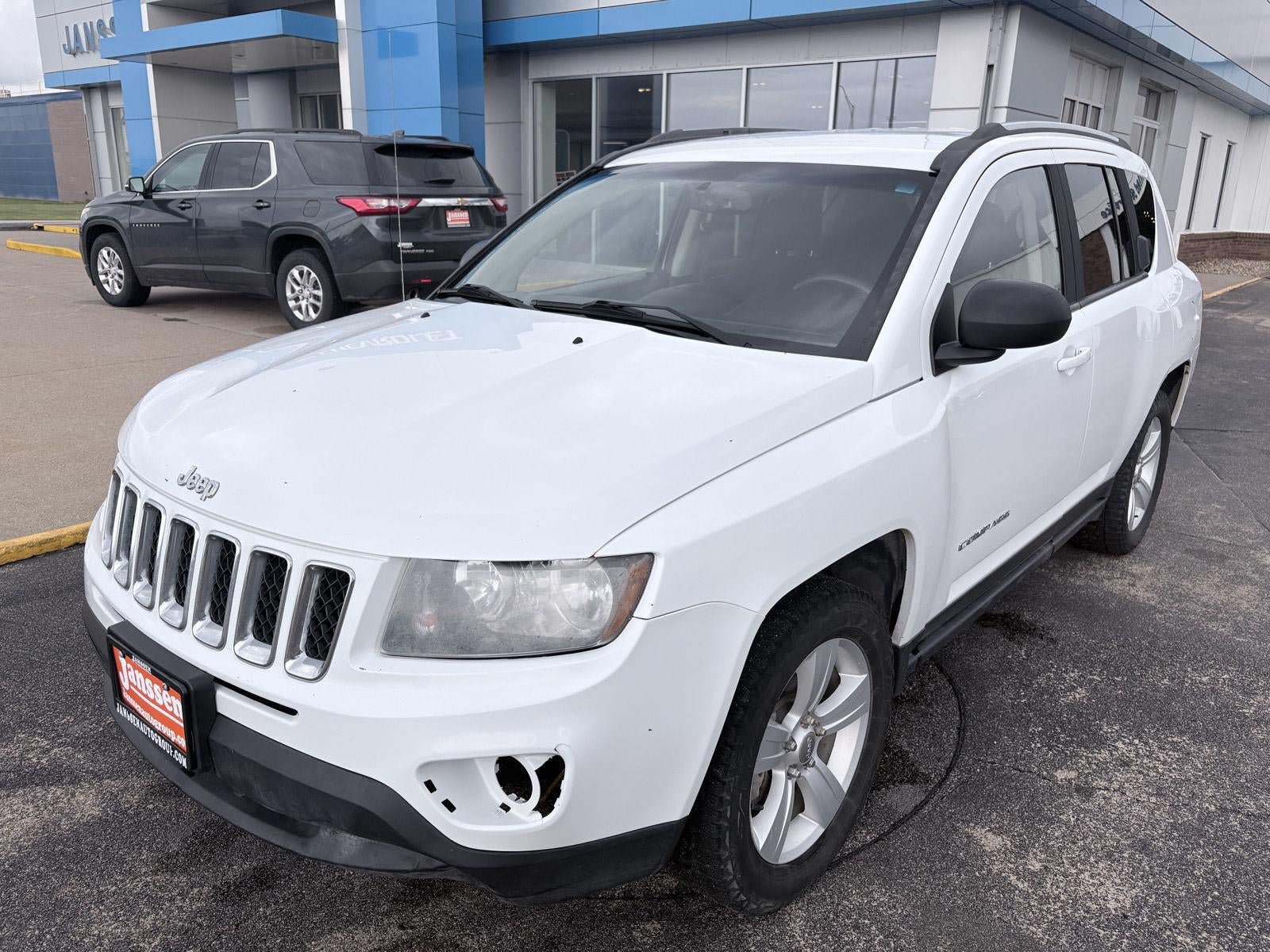 Used 2016 Jeep Compass Sport w/ Power Value Group AWD/4WD image 2