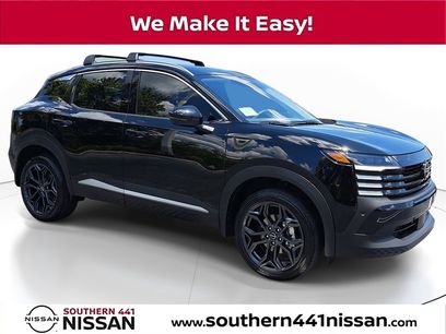 New 2025 Nissan Kicks SR