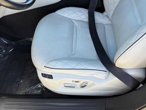 Used 2021 MAZDA CX-9 Signature image 16