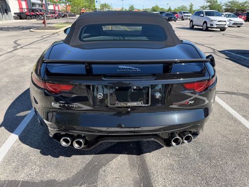 Used 2018 Jaguar F-TYPE R AWD/4WD image 10