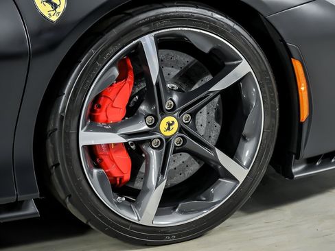 Used 2022 Ferrari SF90 Stradale AWD/4WD image 16
