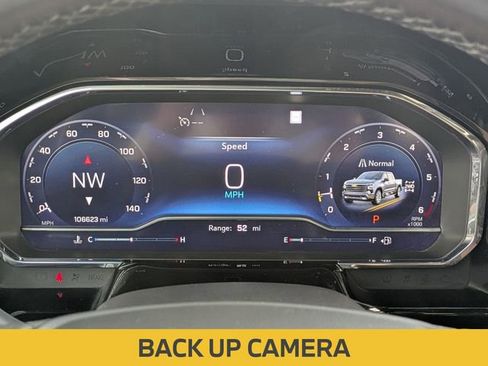 Used 2023 Chevrolet Silverado 1500 High Country w/ Technology Package AWD/4WD image 17