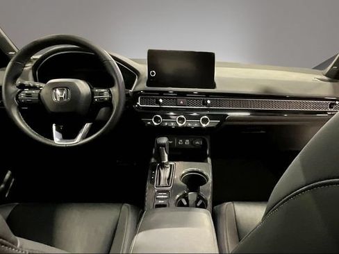 Used 2024 Honda Civic Sport Touring image 7