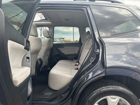 Used 2015 Subaru Forester 2.5i Premium w/ All-Weather Package image 12