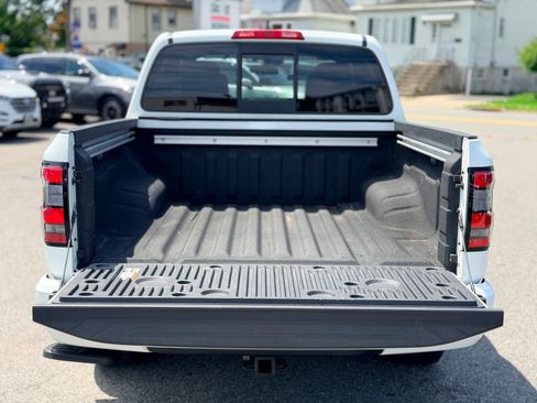 Used 2022 Nissan Frontier PRO-4X AWD/4WD image 10