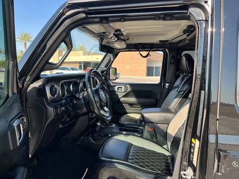 Used 2022 Jeep Gladiator Overland AWD/4WD image 11