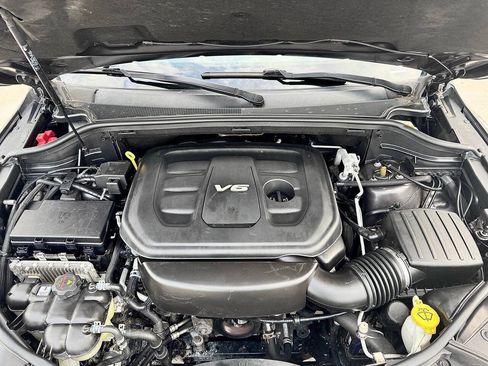 Used 2017 Jeep Grand Cherokee Trailhawk AWD/4WD image 4
