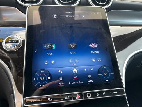 Used 2024 Mercedes-Benz GLC 300 4MATIC image 27