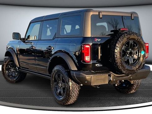 New 2025 Ford Bronco Big Bend w/ Black Diamond Package image 3