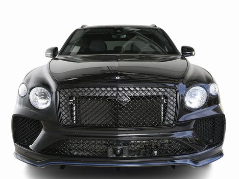 Certified 2025 Bentley Bentayga image 7