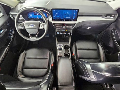 Used 2024 Ford Escape Platinum image 18