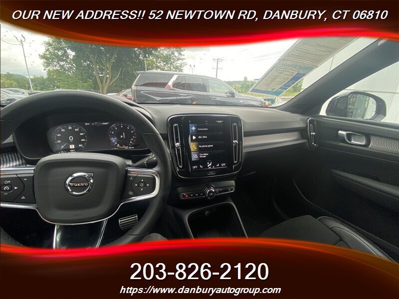 Used 2022 Volvo XC40 T5 R-Design AWD/4WD image 15
