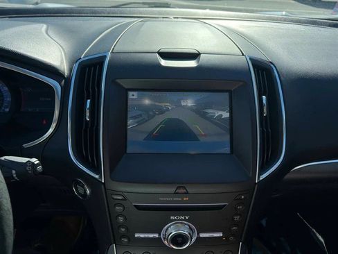 Used 2017 Ford Edge Titanium w/ Equipment Group 301A image 12