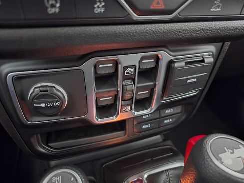 New 2026 Jeep Wrangler Unlimited Sport AWD/4WD image 32