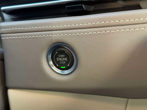 Used 2026 Cadillac Escalade Platinum Sport w/ LPO, ONYX Package image 27