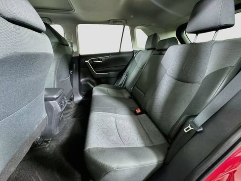 Used 2025 Toyota RAV4 XLE w/ Convenience Package AWD/4WD image 27