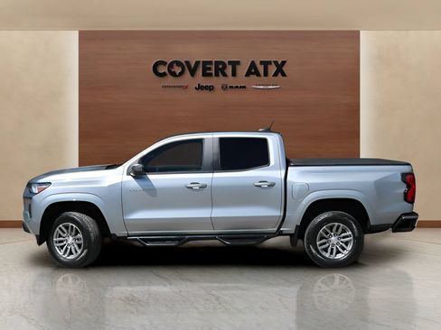 Used 2024 Chevrolet Colorado LT w/ LT Convenience Package II RWD image 2