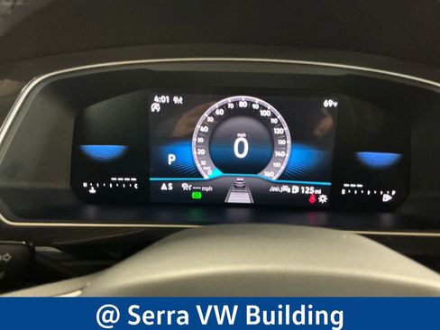 Used 2024 Volkswagen Tiguan SE R-Line AWD/4WD image 22