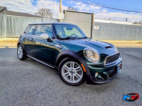 Used 2013 MINI Cooper S image 4