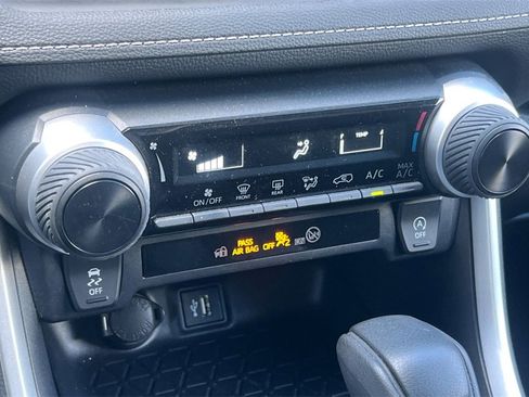 Used 2025 Toyota RAV4 LE image 22