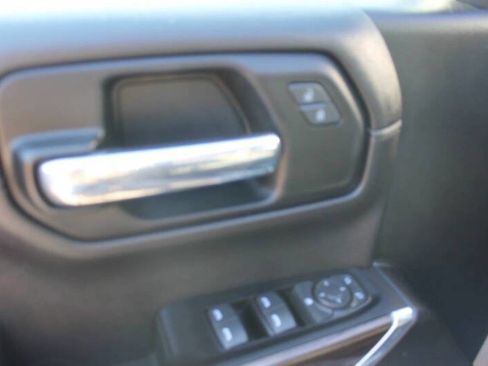 Used 2022 Chevrolet Silverado 1500 LT image 13