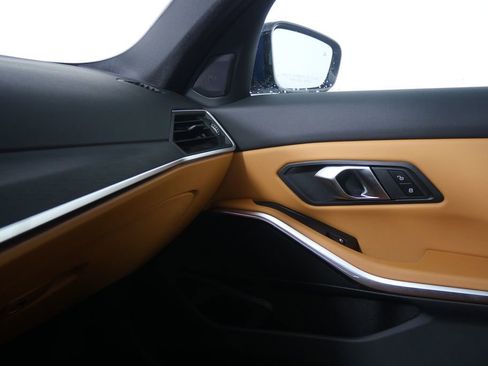 Certified 2024 BMW 330i Sedan image 30