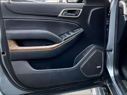 Used 2020 GMC Yukon Denali w/ Denali Ultimate Package image 19