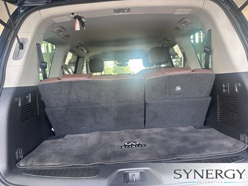 Used 2023 INFINITI QX80 Premium Select w/ Cargo Package AWD/4WD image 10