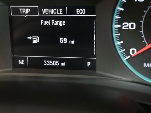 Used 2023 Chevrolet Traverse LS image 28