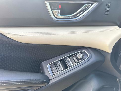 Used 2020 Subaru Ascent Limited w/ Technology Package image 19