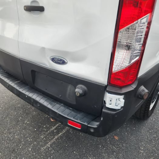 Used 2019 Ford Transit 250 148 Medium Roof RWD image 15