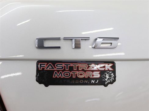 Used 2018 Cadillac CT6 Premium Luxury w/ Super Cruise Package image 7