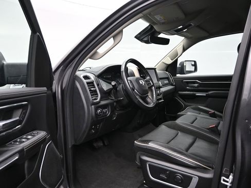 Used 2022 RAM 1500 Laramie image 9