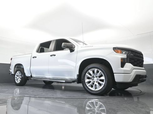 Used 2022 Chevrolet Silverado 1500 Custom RWD image 56