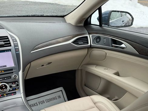 Used 2019 Lincoln MKZ Reserve w/ Reserve Plus Package image 34