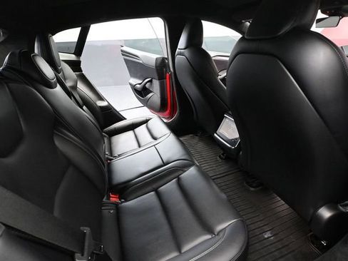 Used 2021 Tesla Model S Plaid image 41