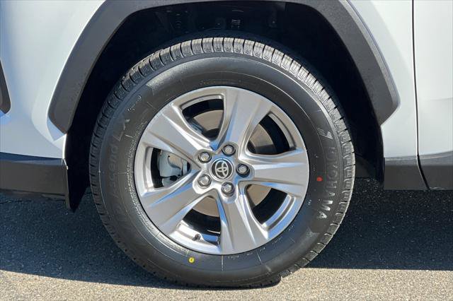 Certified 2023 Toyota RAV4 LE AWD/4WD image 30