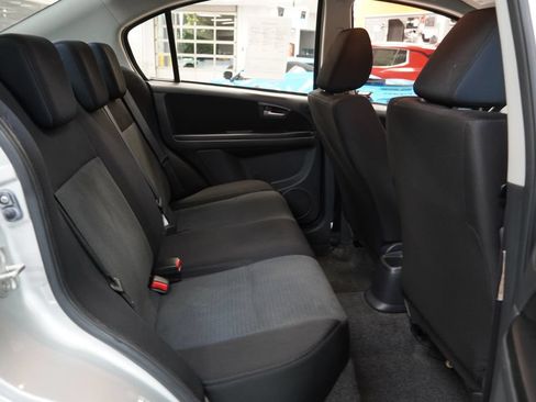 Used 2008 Suzuki SX4 Sedan FWD image 26