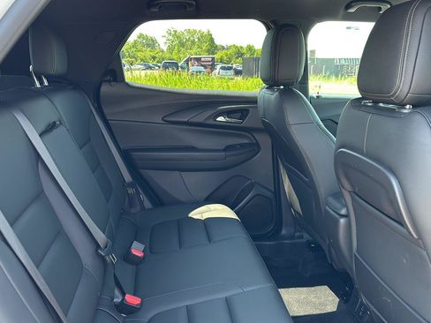 Used 2023 Chevrolet TrailBlazer ACTIV w/ Convenience Package AWD/4WD image 33